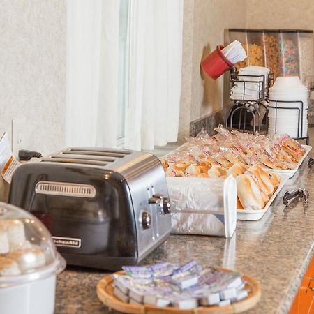 Countryside Suites Lincoln I-80 Εξωτερικό φωτογραφία
